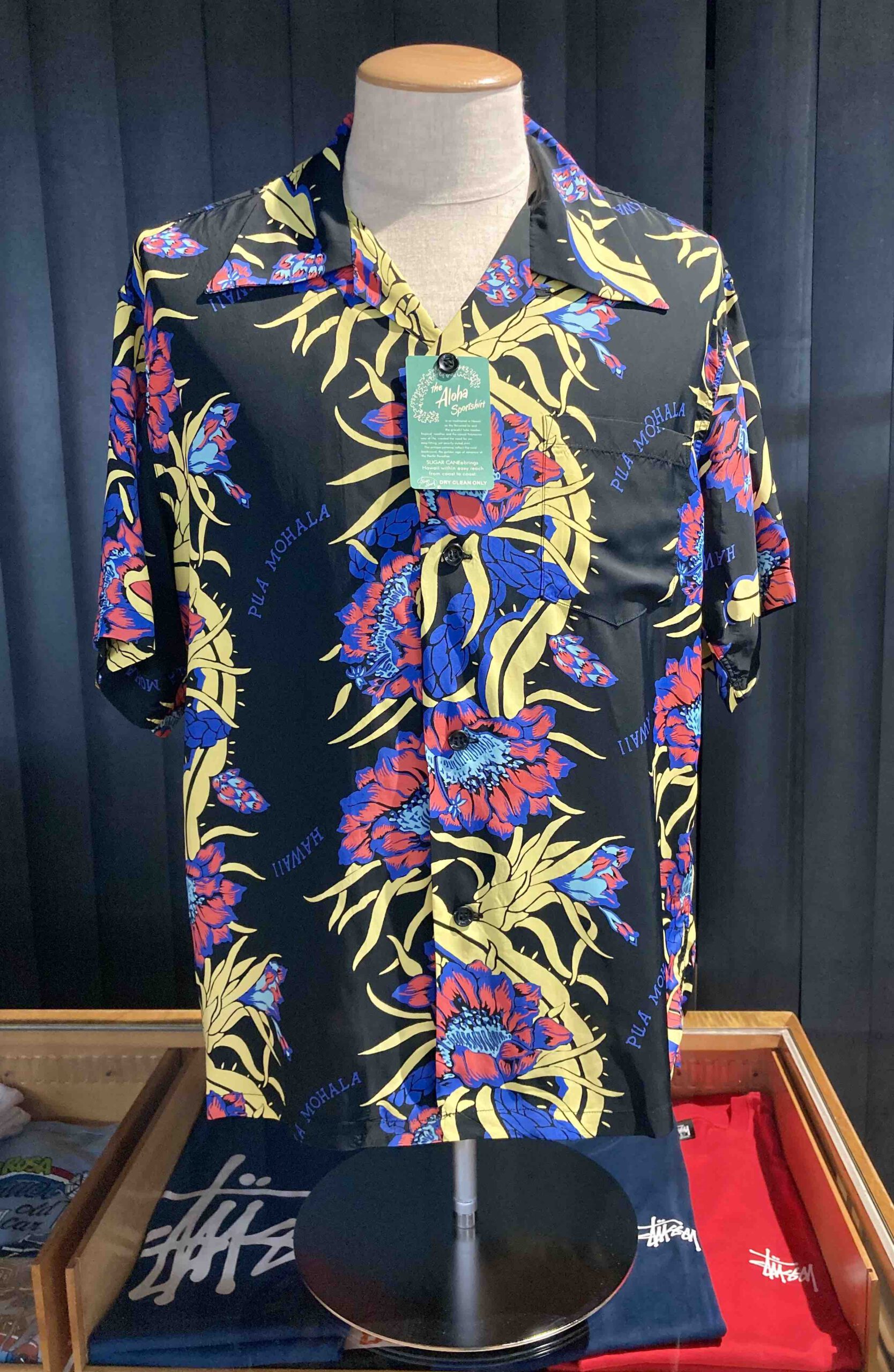 Sun Surf 1950\'s „Pua Mohala“ Palomino Hawaiian Shirt, kurzarm Hemd mit  Knopfleiste und Reverskragen – Gross real wear